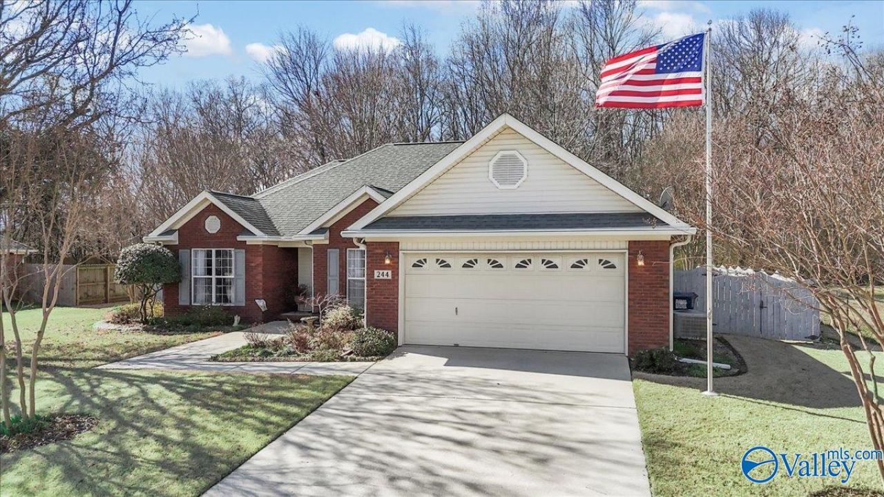 244 Morning Star Drive, Huntsville, AL 35811 Main Photo