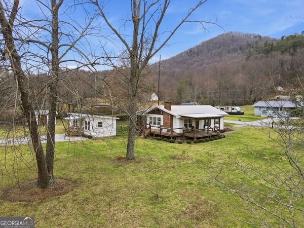 21 McIntosh Lane, Rabun Gap, GA 30568