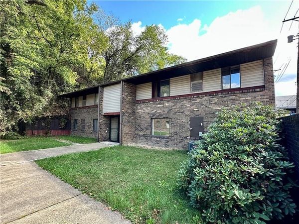 210 Electric Ave, Unit B5, East Pittsburgh, PA 15112