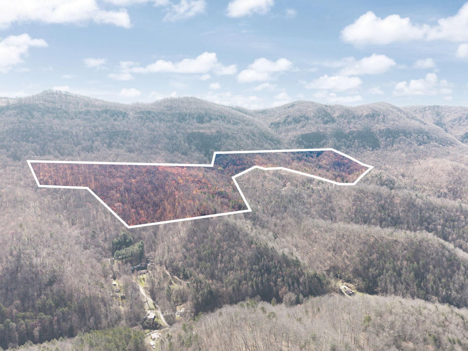 790 Dinah Blair Hollow Road, Whitesburg, KY 41858