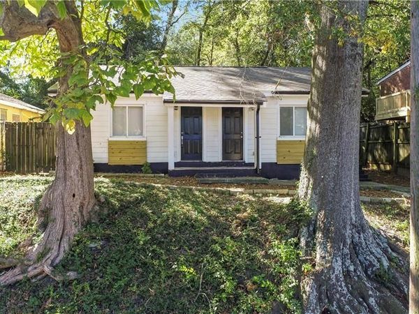 662 Cameron M Alexander Boulevard NW, Atlanta, GA 30318