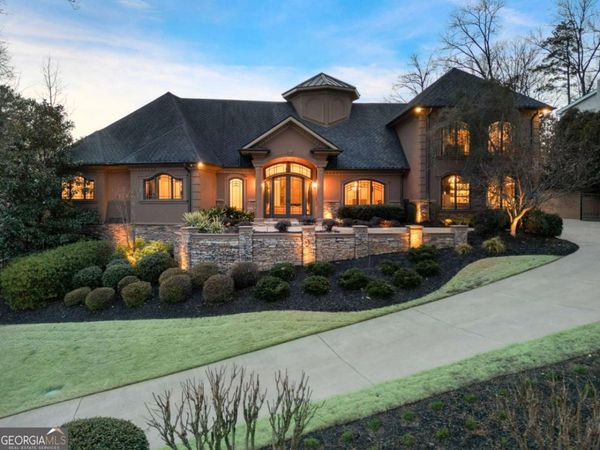 790 Glenairy Drive, Atlanta, GA 30328