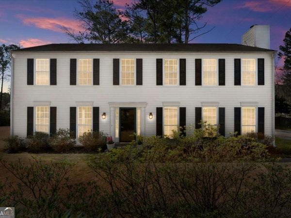 2878 Clearbrook Drive NE, Marietta, GA 30068