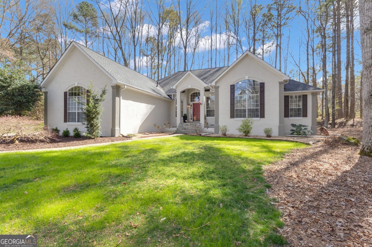 75 Springwater Crossing, Newnan, GA 30265 Main Photo