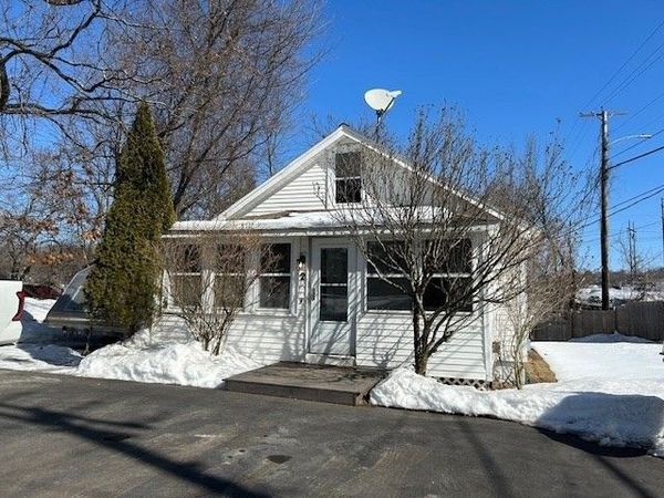 2 Blackstone, Shrewsbury, MA 01545