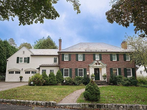 32 Pickwick Road, Newton, MA 02465