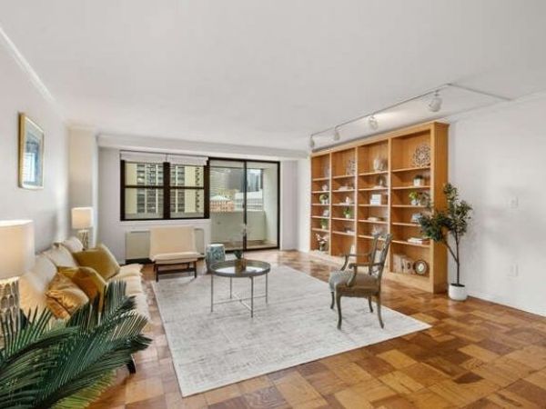2 Hawthorne Pl, Unit 16M, Boston, MA 02114