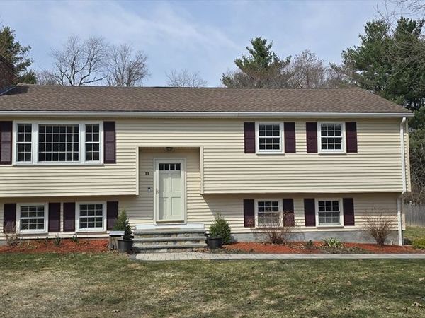 11 Juniper Brook Rd, Northborough, MA 01532