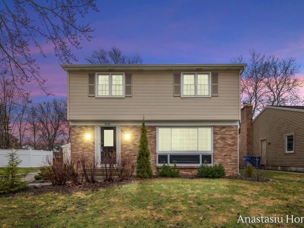 2244 Woodlawn Avenue SE, Grand Rapids, MI 49546
