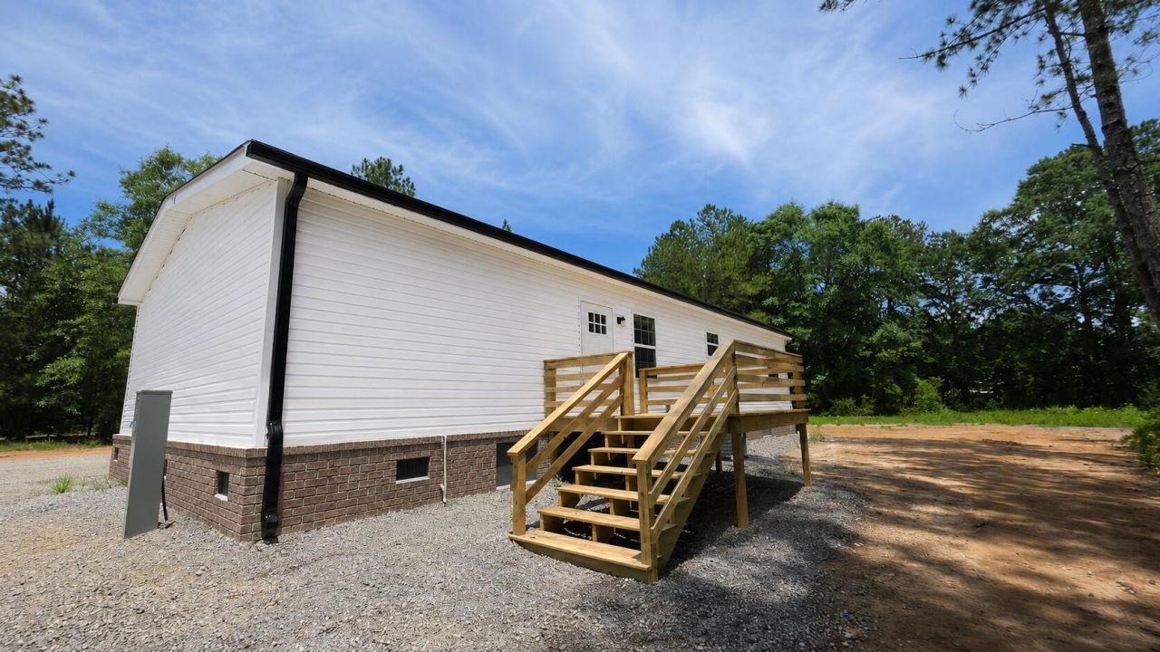 288 Tiger Lily Lane Photo 4