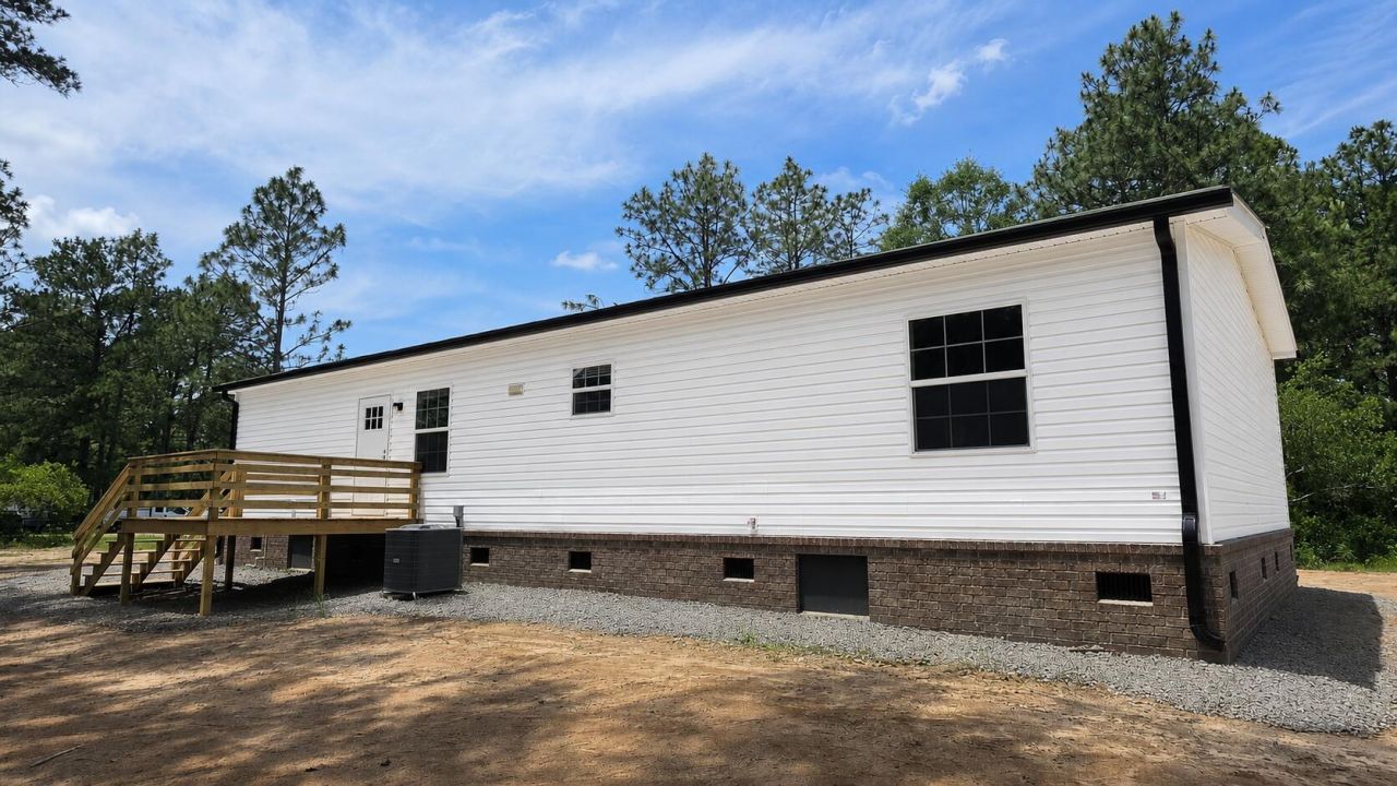 288 Tiger Lily Lane Photo 5