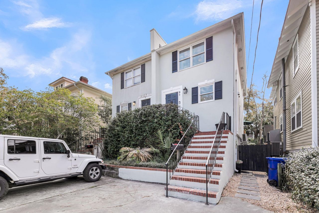 9 1/2 Halsey Street Photo 10