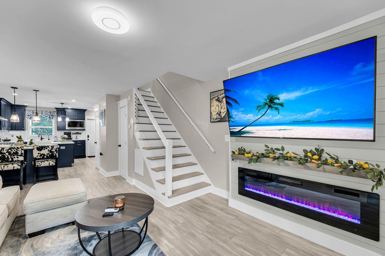 9 1/2 Halsey Street Photo 14