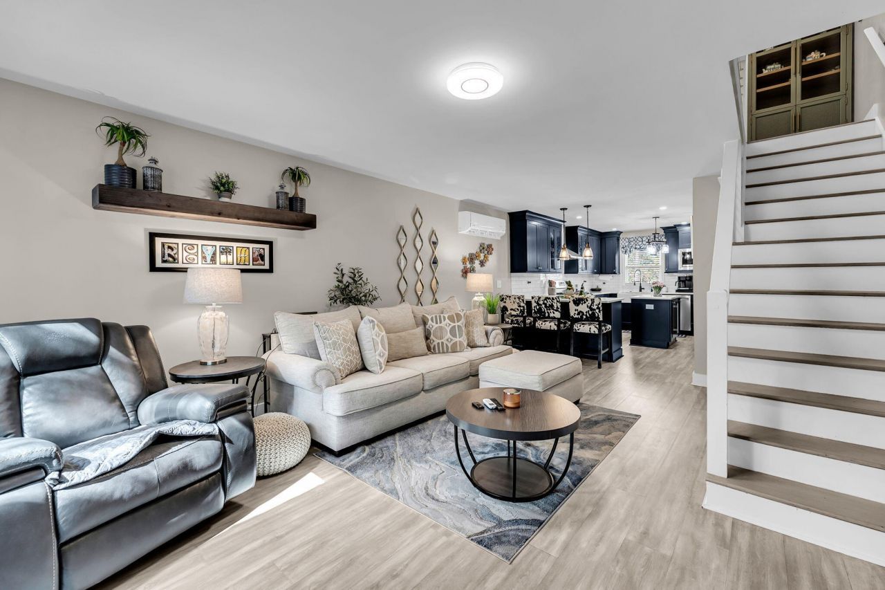 9 1/2 Halsey Street Photo 15