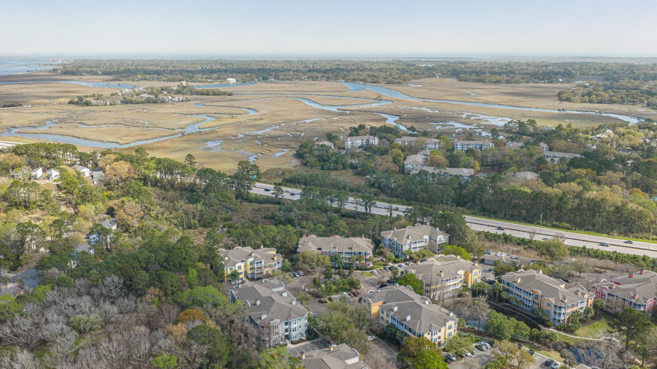 1626 Telfair Way Photo 8