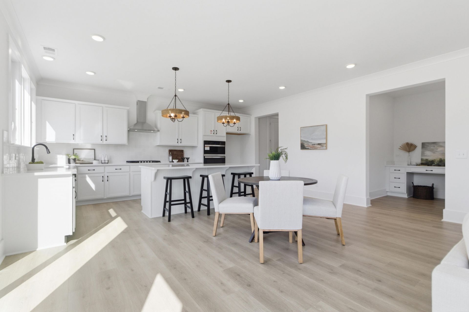 1030 House Finch Avenue Photo 16