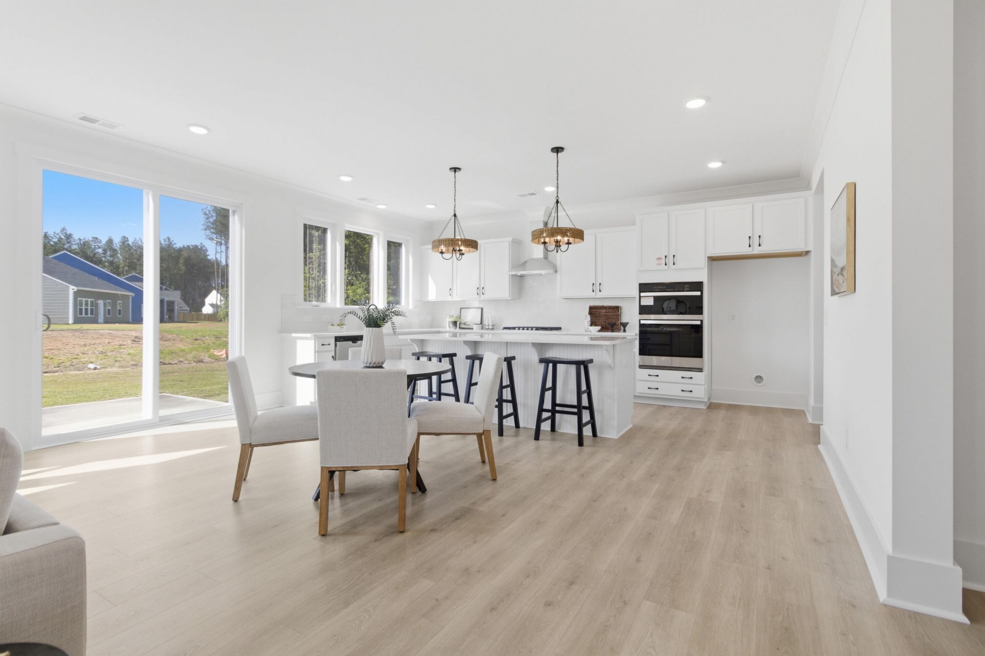 1030 House Finch Avenue Photo 17