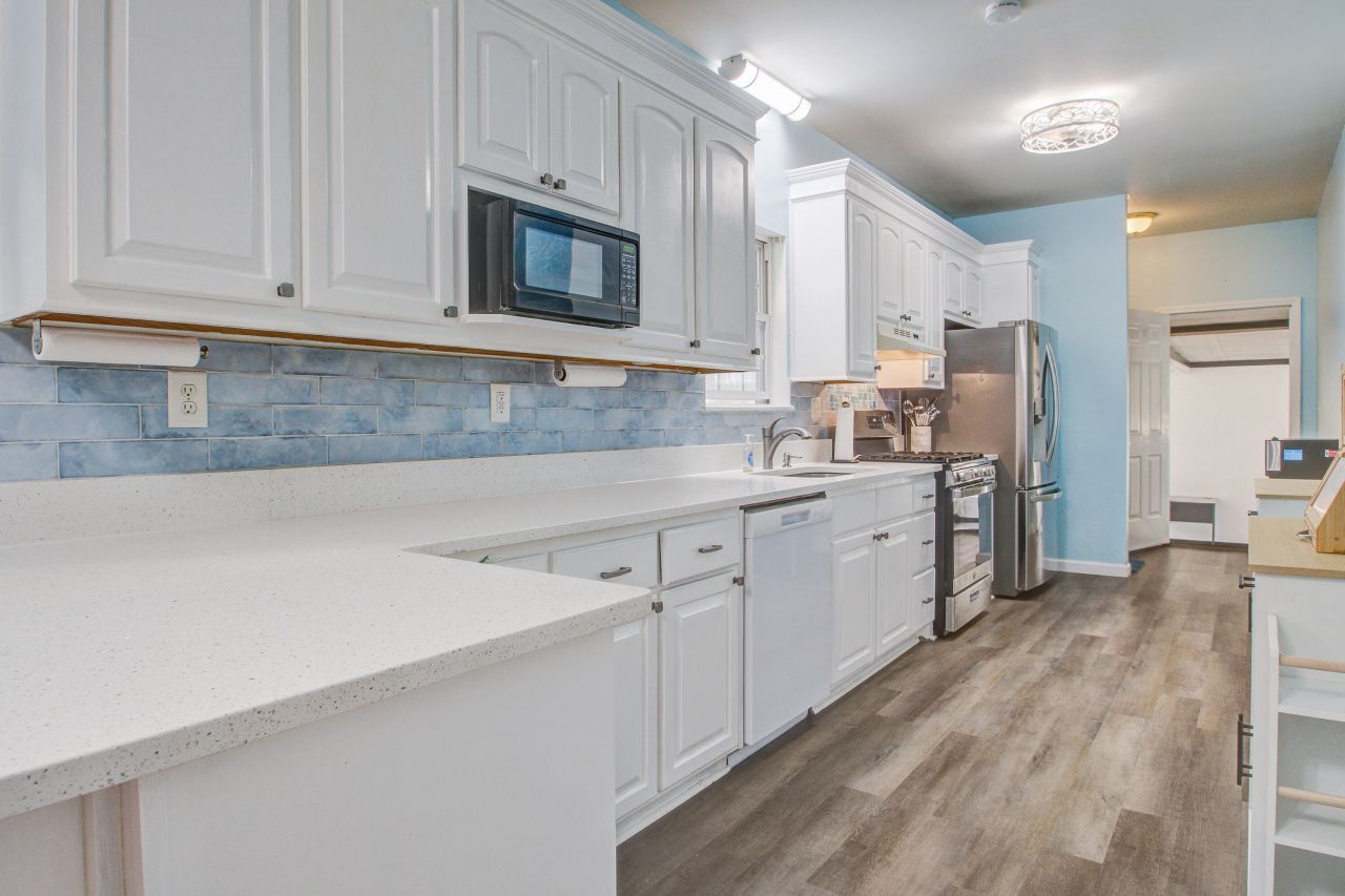 1214 Dehayville Drive Photo 13