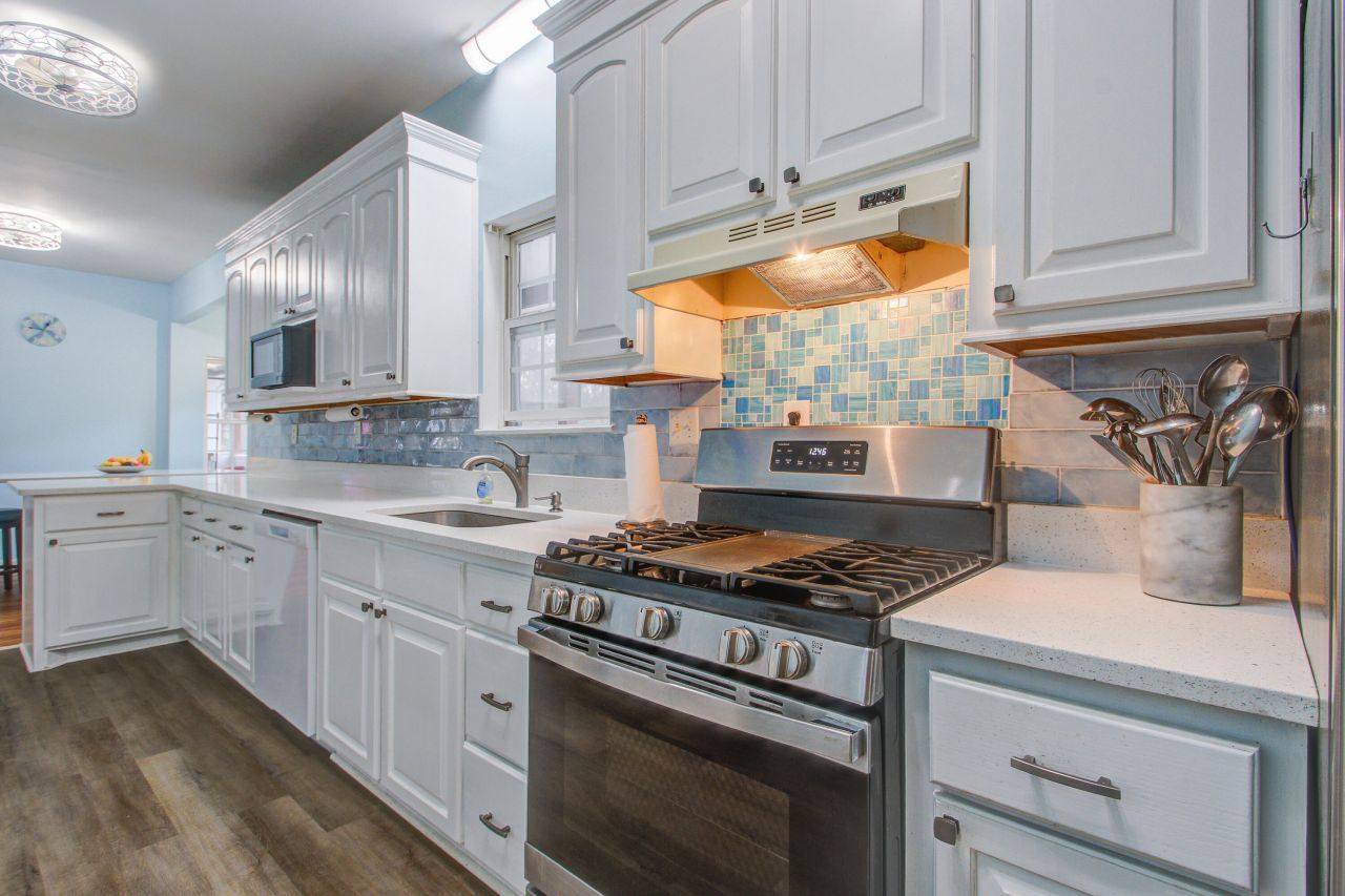 1214 Dehayville Drive Photo 15