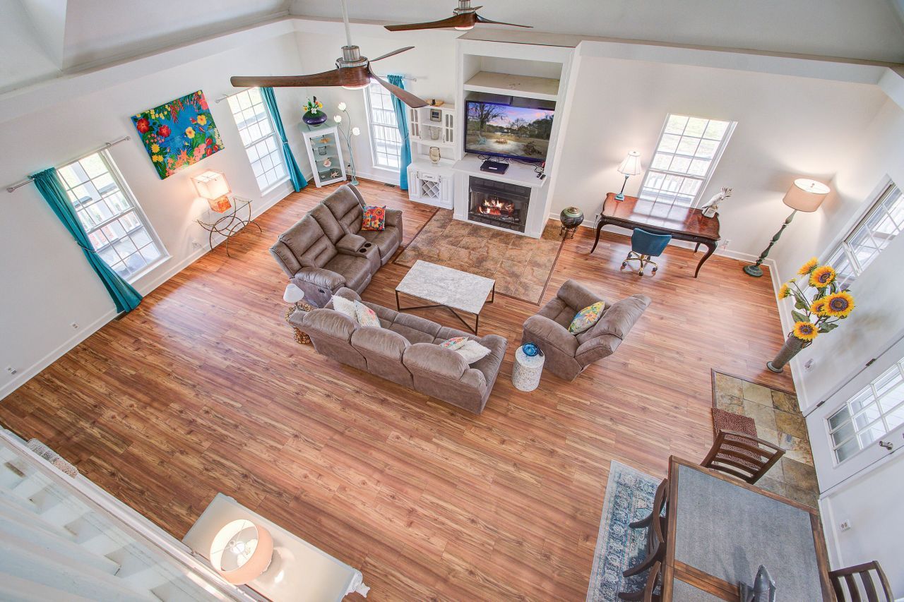 1214 Dehayville Drive Photo 23