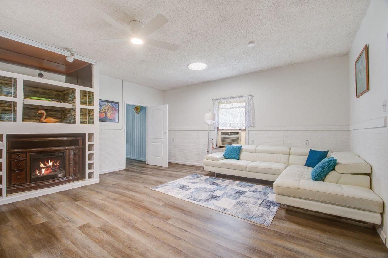 1214 Dehayville Drive Photo 33