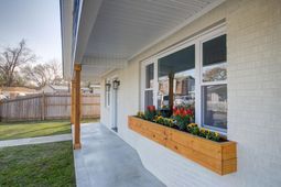 921 Hillsboro Drive photo 4