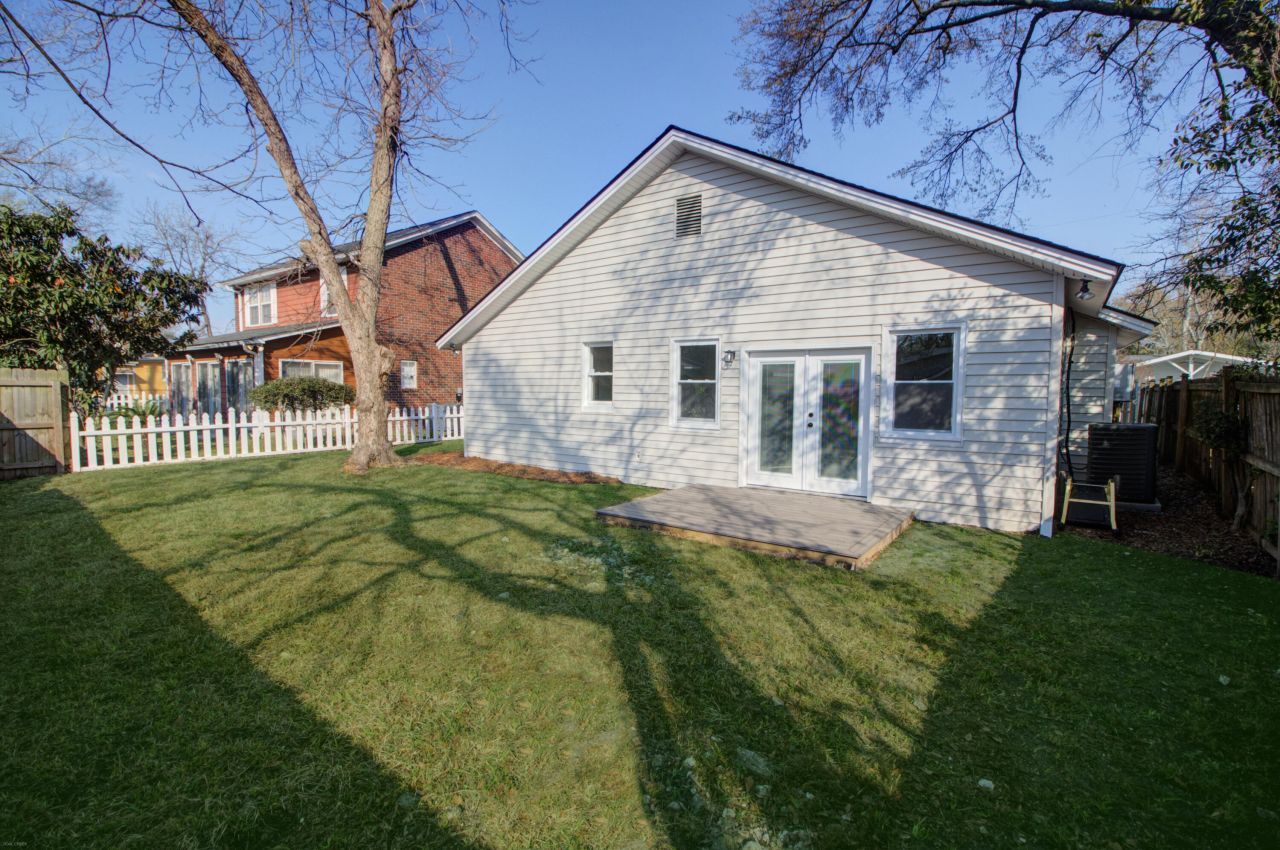 921 Hillsboro Drive Photo 37