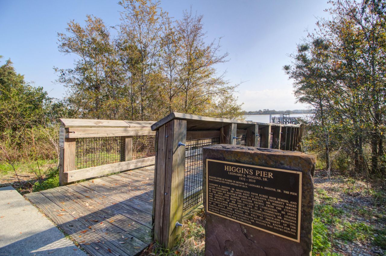 921 Hillsboro Drive Photo 44