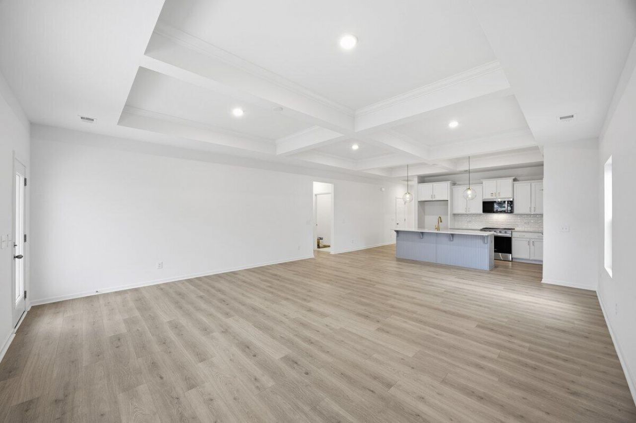 1017 Mourning Warbler Way Photo 8