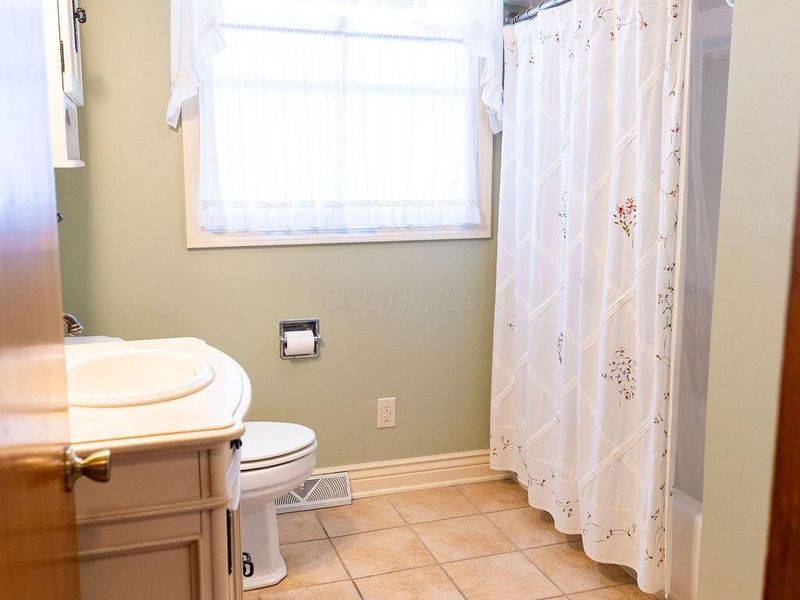 599 Front Street, Lancaster, OH 43130 Photo 32