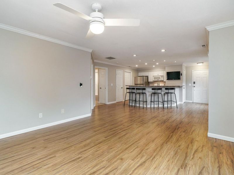 36 W Russell Street, Columbus, OH 43215 Photo 12