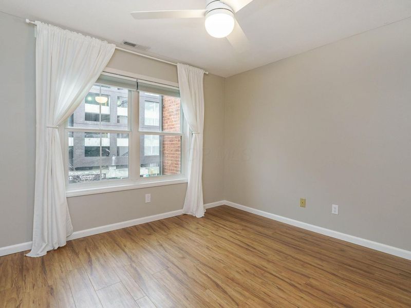 36 W Russell Street, Columbus, OH 43215 Photo 20