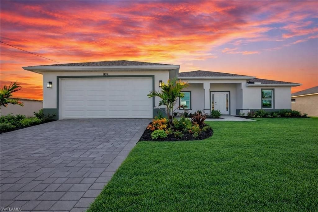 1818 NE 10th Pl, Cape Coral, FL 33909 Main Photo