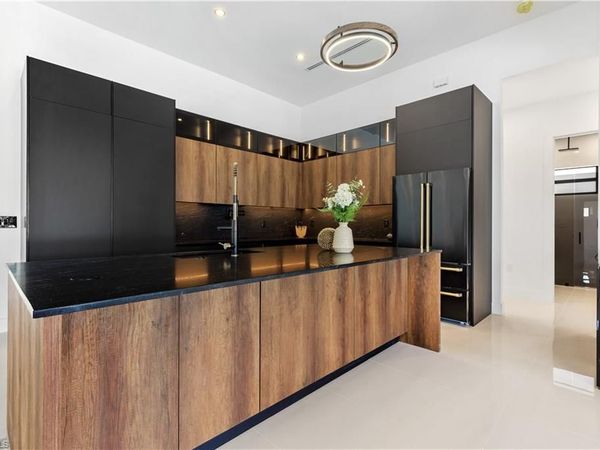 3321 SW 3rd LN , CAPE CORAL, FL 33991