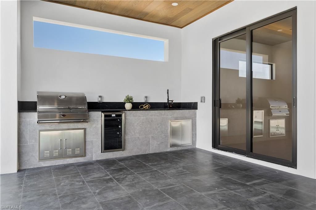 3321 SW 3rd Ln, Cape Coral, FL 33991 Photo