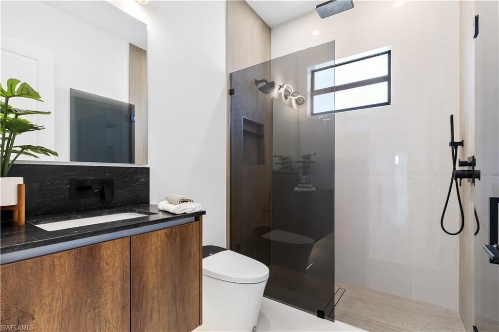 3321 SW 3rd Ln, Cape Coral, FL 33991 Photo