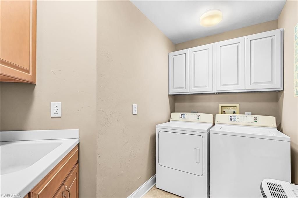 4137 Bay Beach Ln, Unit 522, Fort Myers Beach, FL 33931 Photo