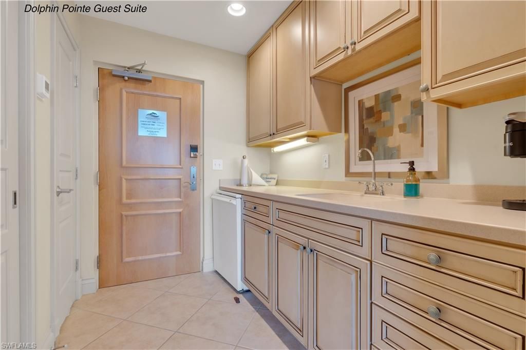 4137 Bay Beach Ln, Unit 522, Fort Myers Beach, FL 33931 Photo