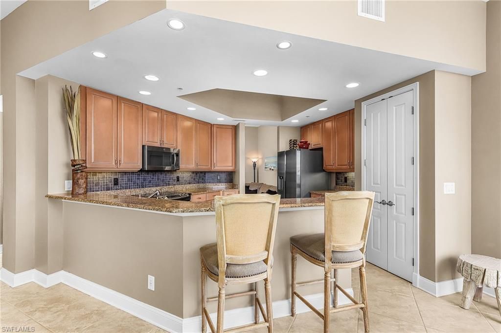 4137 Bay Beach Ln, Unit 522, Fort Myers Beach, FL 33931 Photo