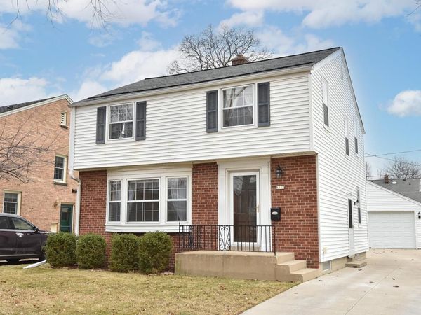 5312 N Bay Ridge AVENUE, Whitefish Bay, WI 53217