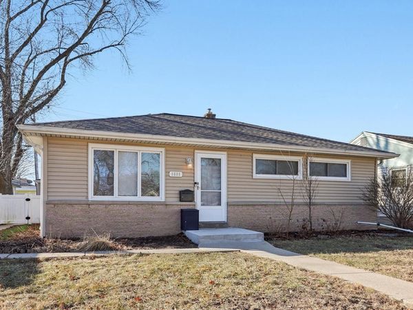 6609 W Morgan AVENUE, Milwaukee, WI 53220