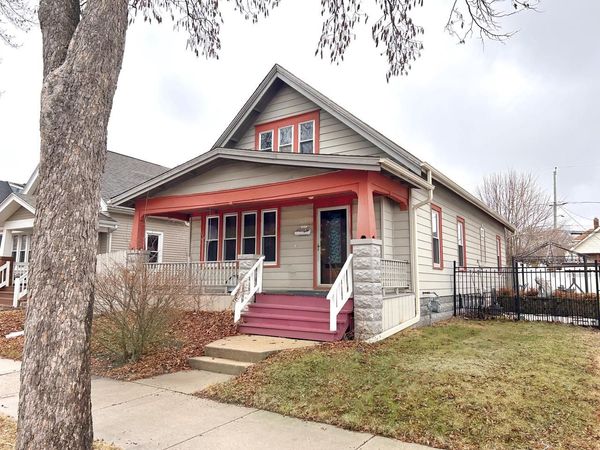 3041 S 11th STREET, Milwaukee, WI 53215