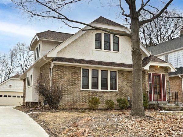 8007 Portland AVENUE, Wauwatosa, WI 53213