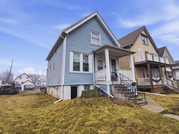 3630 E Barnard AVENUE, Cudahy, WI 53110