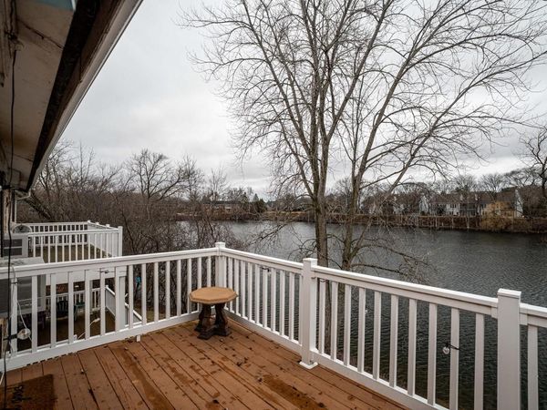 524 Laurel Lake ROAD, Unit 8, Thiensville, WI 53092