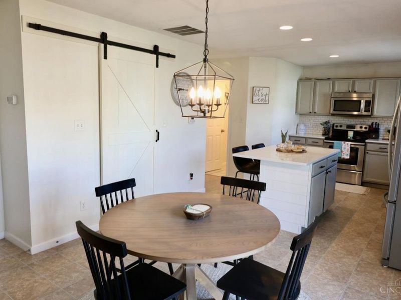 404 Sudbury Drive, Trenton, OH 45067 Photo 10