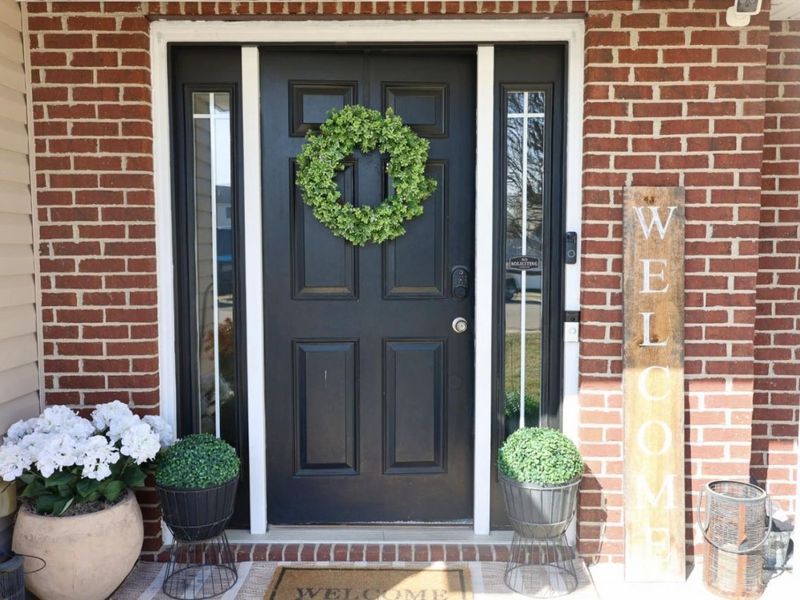 404 Sudbury Drive, Trenton, OH 45067 Photo 2