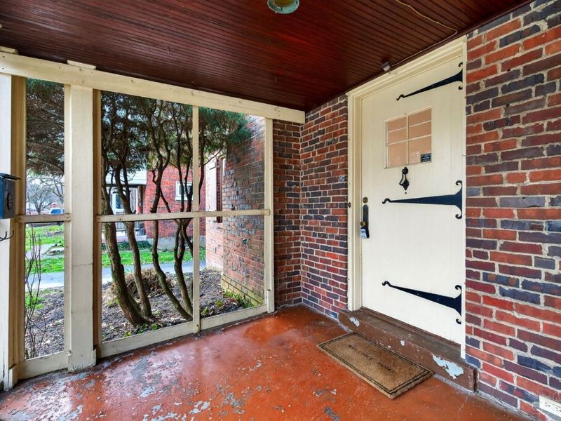 3817 Indianview Avenue, Mariemont, OH 45227 Photo 5