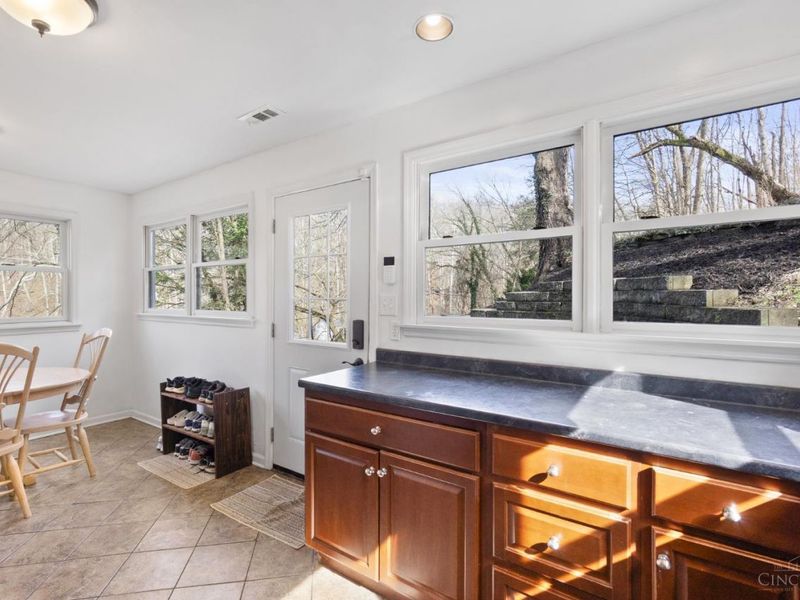 7061 Clough Pike, Anderson Twp, OH 45244 Photo 6