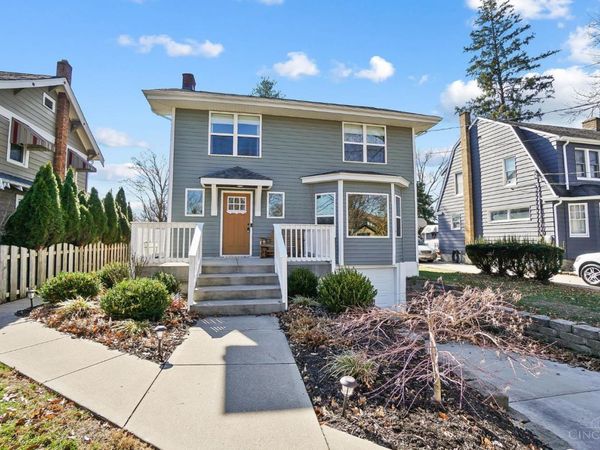 6613 Bramble Avenue, Cincinnati, OH 45227